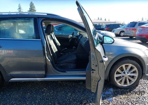 2017 Volkswagen Golf Alltrack Tsi S/Tsi Se/Tsi Sel z USA, uszkodzony, nr VIN 3VWH17AU4HM508570